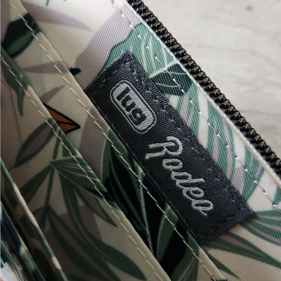 Lug Rodeo Wallet - New! - Picture 3 of 11